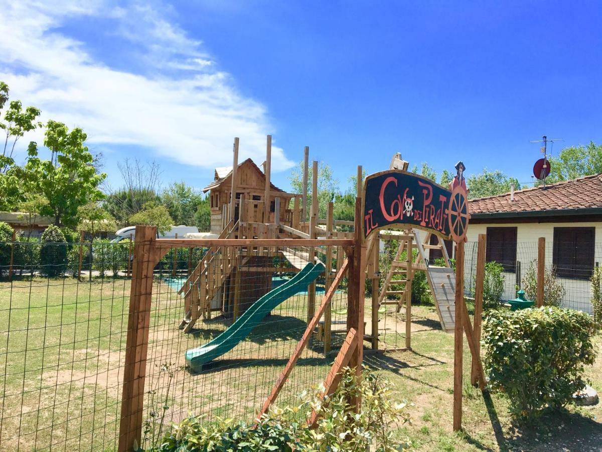Chalets Tuscany Viareggio Eksteriør billede